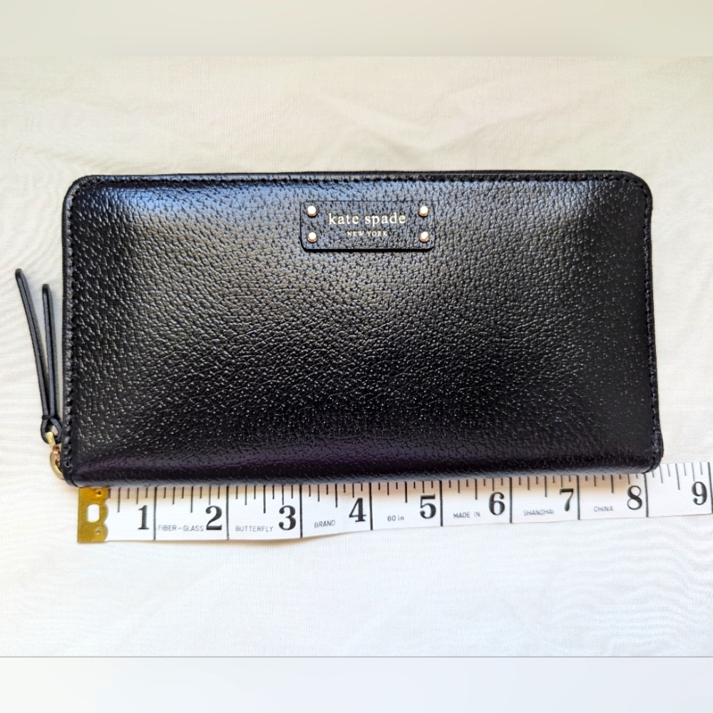 NWT Kate Spade Wallet